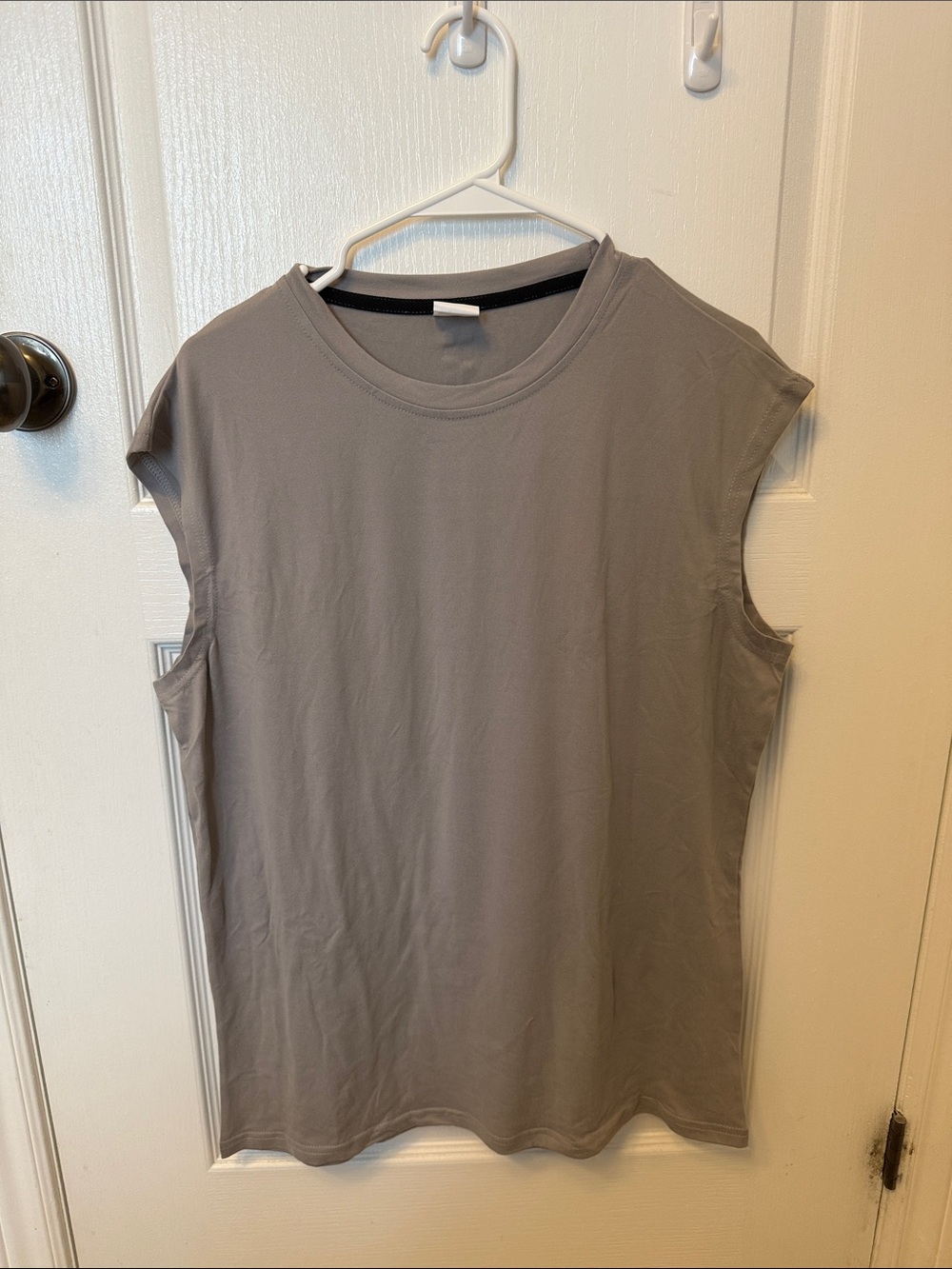 Men’s Sleeveless muscle tank - Gray